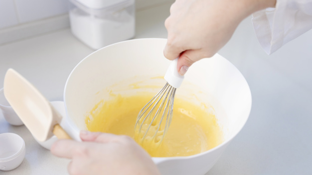 mixing-ingredients_23-2147958942-1